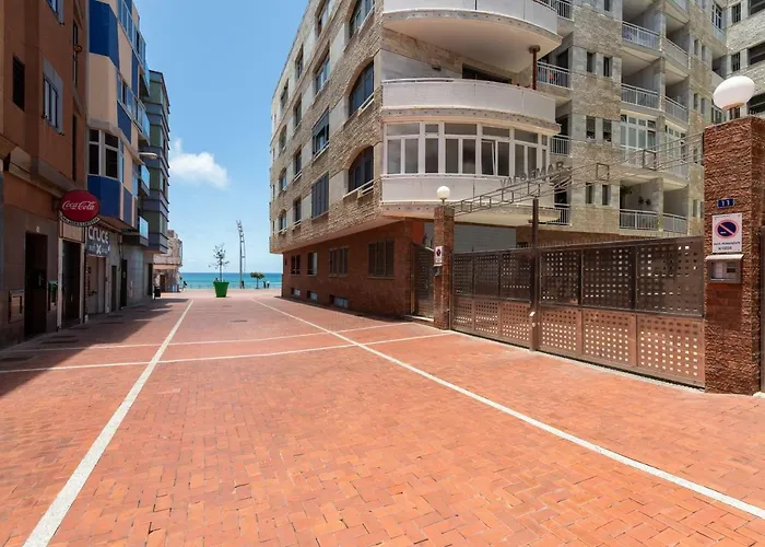 Surf Beach Canteras -Parking-Wifi By Canariasgetaway